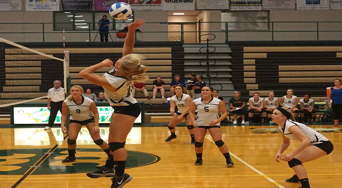 Women's Volleyball Hosting POD Tournament