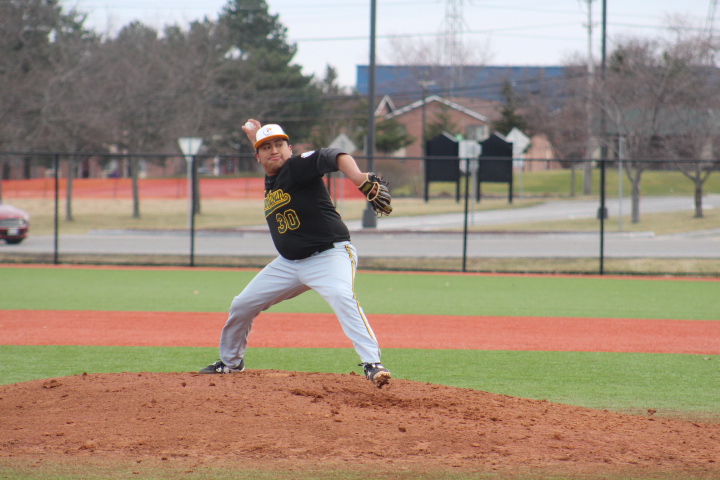 Jayhawks Drop Road Series to No. 5 Niagara County