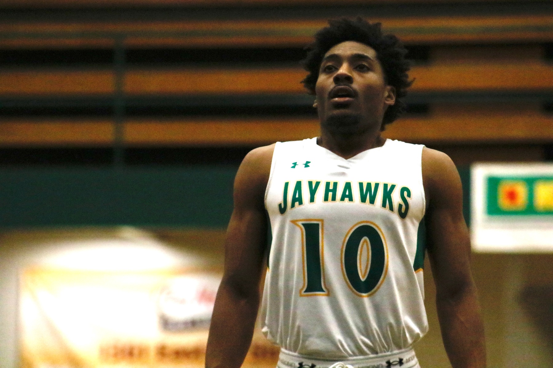 Jayhawks split games at the WNYAC/MSAC Crossover Classic