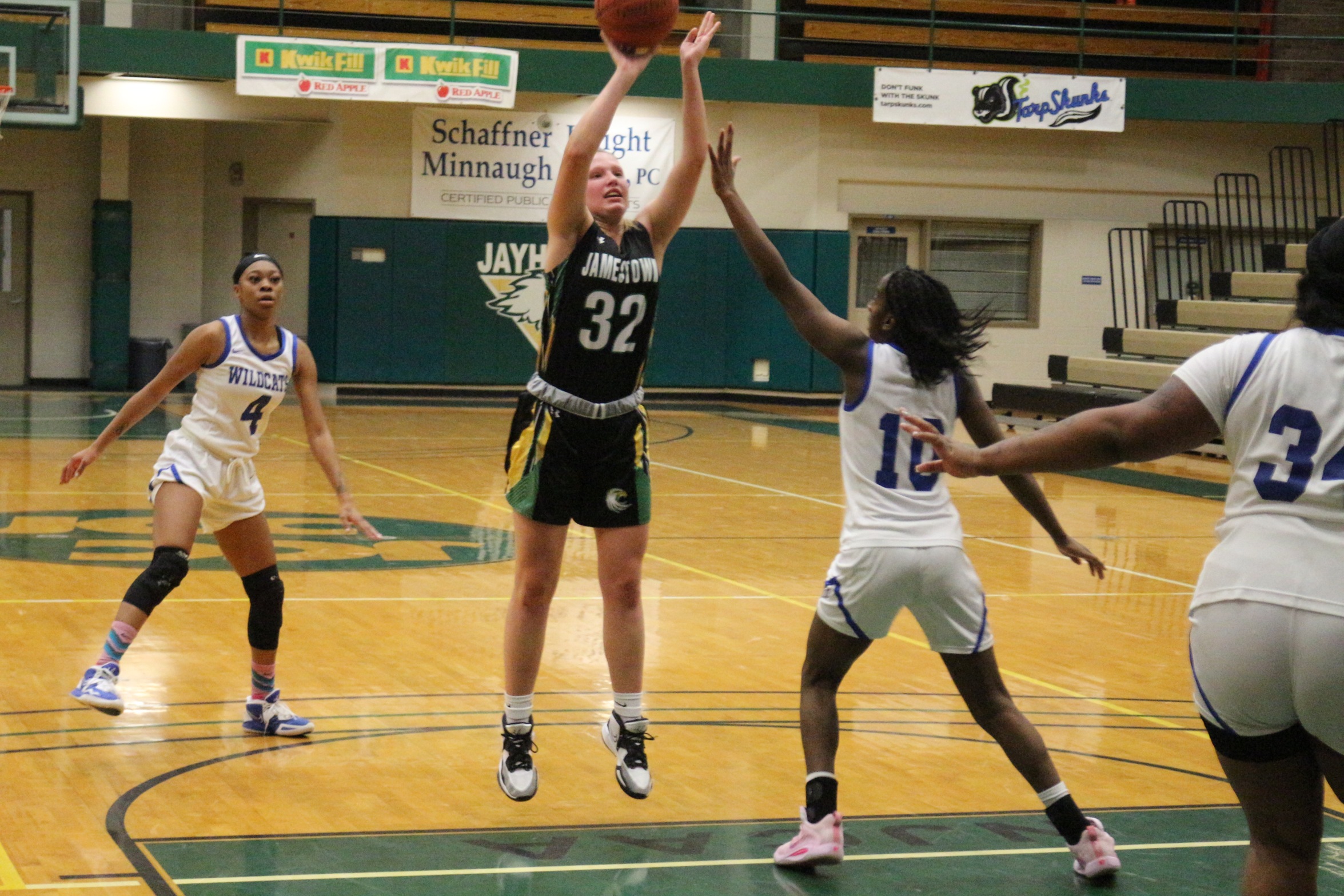 Lundmark and Hicks Record Double-Doubles To Power JCC Past Wayne County